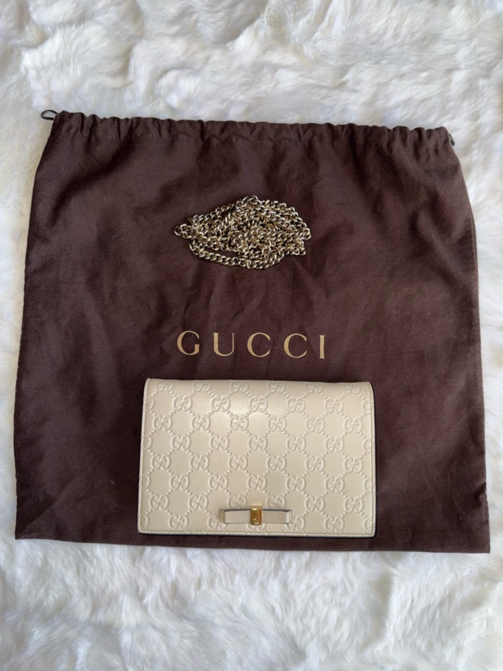 Gucci Guccissima Leather Wallet on a Chain - Picture 13 of 16